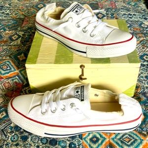 NWOT Converse Chuck Taylor All Star women's slip-on sneakers.